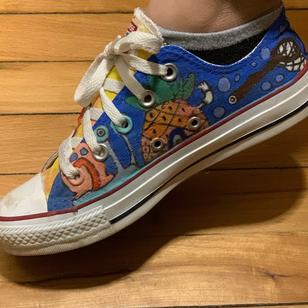 Converse Costume hand drawing Sponge Bob sneakers